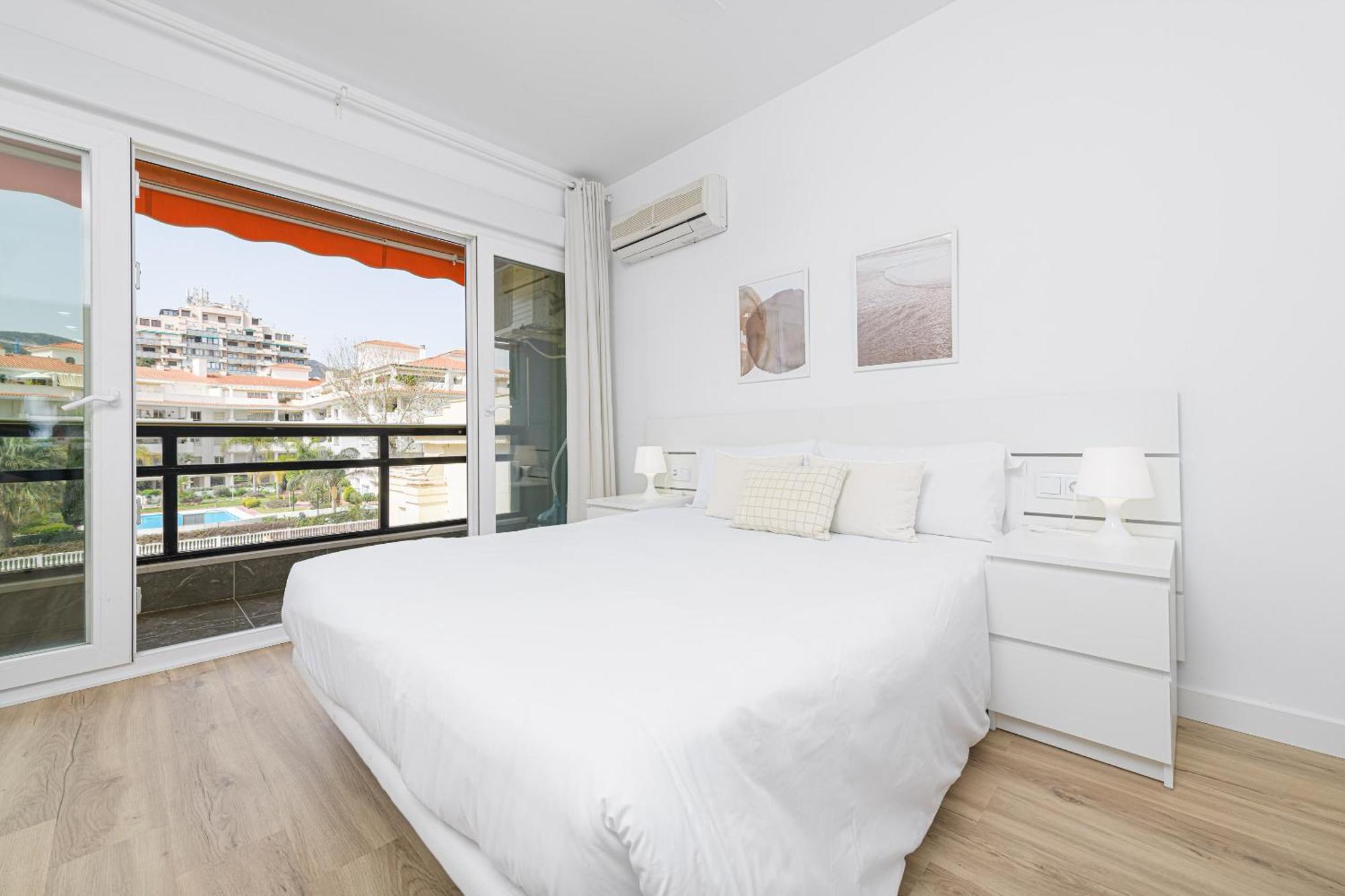 Amazing Carihuela View & Parking Leilighet Torremolinos Eksteriør bilde